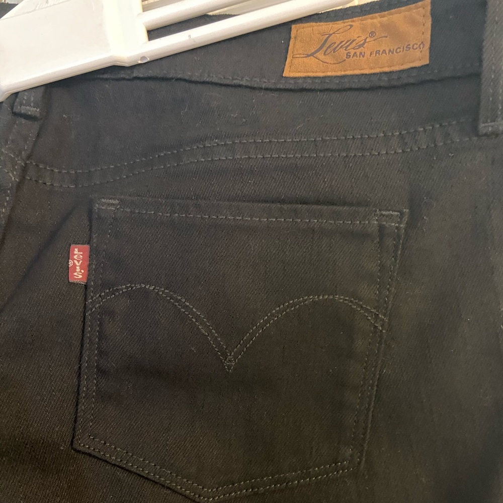 NWOT Skinny black Levi’s size 12